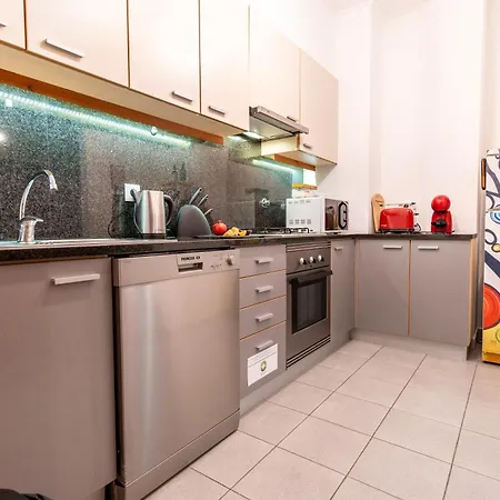 Epicenter Urban דירה